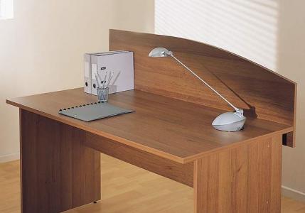 Как сделать компьютерный стол своими руками
